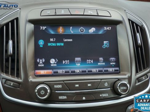 Used 2016 Buick Regal Premium w/ Driver Confidence Package #2 FWD image 31