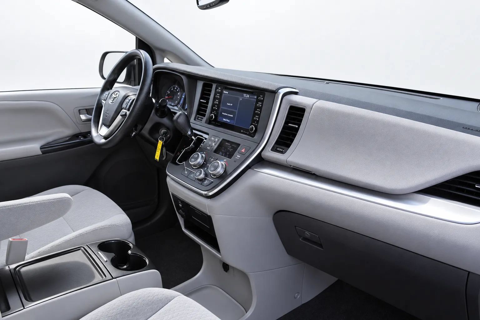 Used 2016 Toyota Sienna LE FWD image 17