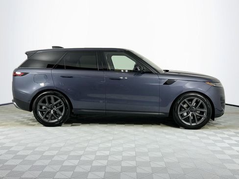 Used 2026 Land Rover Range Rover Sport SE image 4