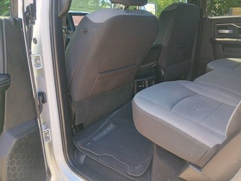 Used 2024 RAM 2500 Big Horn AWD/4WD image 21