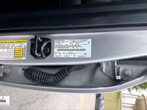 Used 2018 Ford F150 XLT image 34