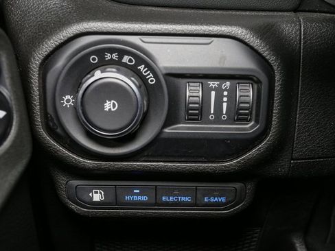 Used 2021 Jeep Wrangler Unlimited Sahara w/ Cold Weather Group image 35