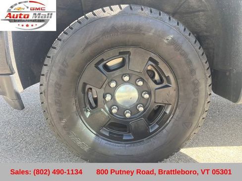 Used 2022 Chevrolet Silverado 2500 Custom w/ Custom Convenience Package AWD/4WD image 29