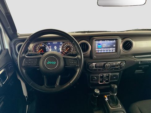 Used 2018 Jeep Wrangler Unlimited Sport S image 23