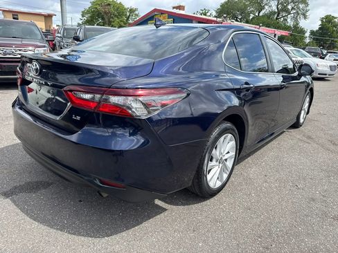Used 2022 Toyota Camry LE image 5