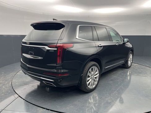 Used 2022 Cadillac XT6 Premium Luxury w/ Technology Package image 7