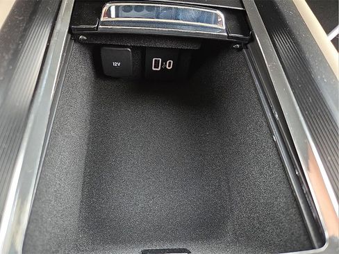 New 2026 Lincoln Corsair Premiere image 15