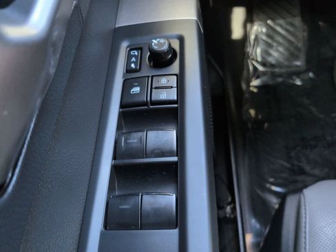 Used 2026 Toyota Tundra Limited AWD/4WD image 22
