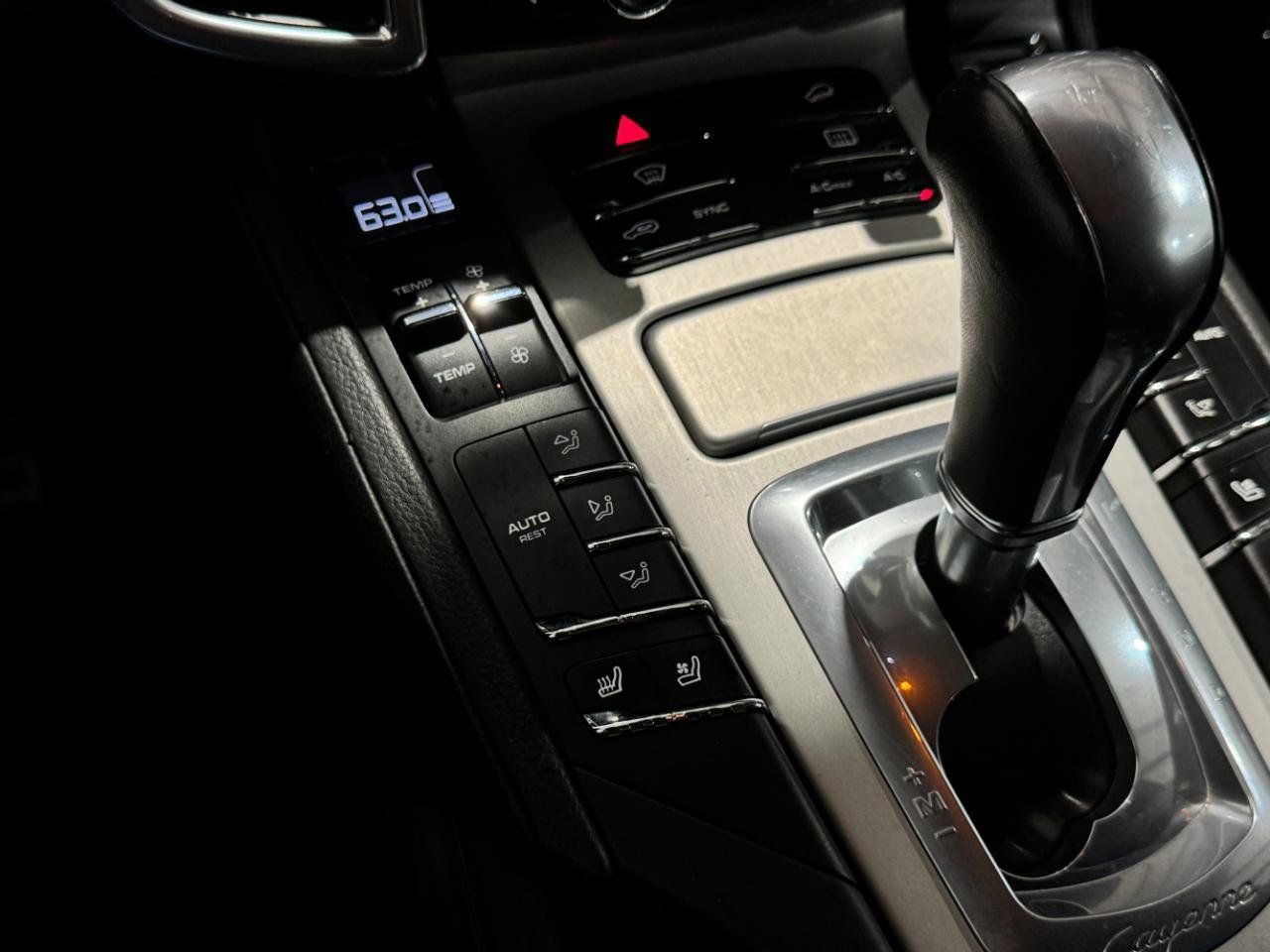 Used 2014 Porsche Cayenne GTS AWD/4WD image 25