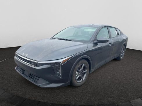 Certified 2025 Kia K4 LXS image 1