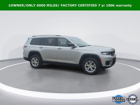 Used 2023 Jeep Grand Cherokee L Limited w/ Luxury Tech Group II image 13