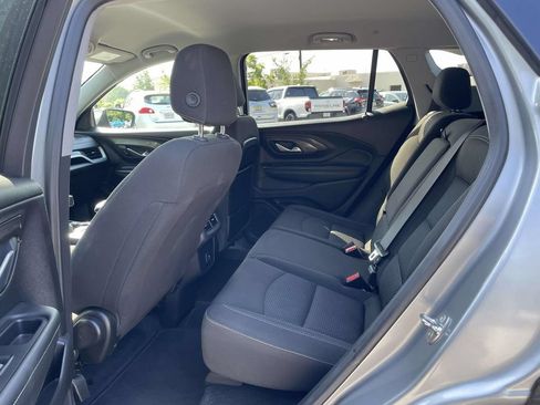 Used 2024 GMC Terrain SLE AWD/4WD image 13