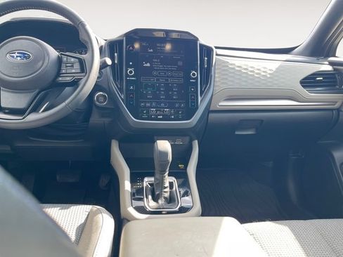 Certified 2025 Subaru Forester Premium AWD/4WD image 11