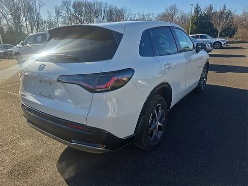 Certified 2023 Honda HR-V EX-L image 4