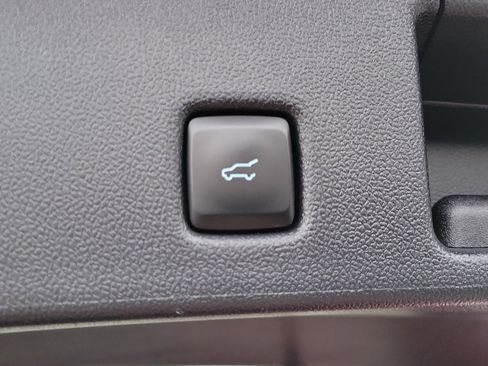 Used 2024 Ford Escape ST-Line w/ Tech Pack #1 image 9