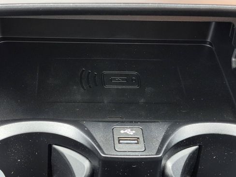 New 2026 BMW 330i Sedan w/ Convenience Package RWD image 33