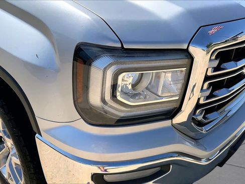 Used 2017 GMC Sierra 1500 SLT w/ SLT Premium Package AWD/4WD image 27