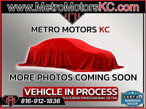 Used 2019 Chevrolet Equinox Premier image 2