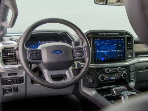 Certified 2025 Ford F150 Lariat w/ Equipment Group 501A Mid AWD/4WD image 5
