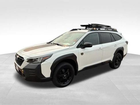 Used 2022 Subaru Outback Wilderness w/ Wilderness Package AWD/4WD image 4