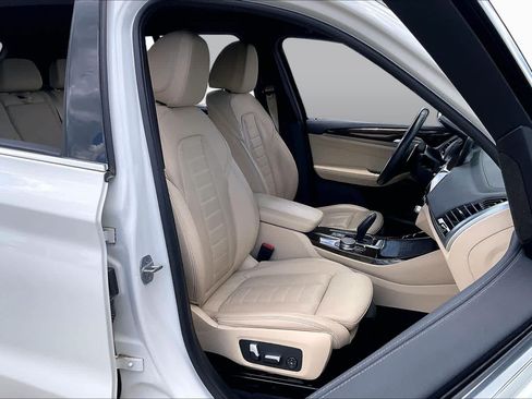 Used 2019 BMW X3 sDrive30i w/ Premium Package RWD image 8