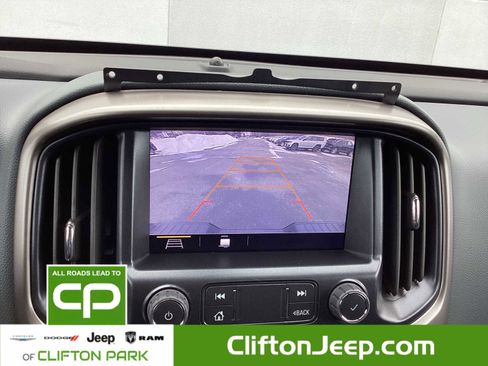 Used 2022 Chevrolet Colorado Z71 image 15