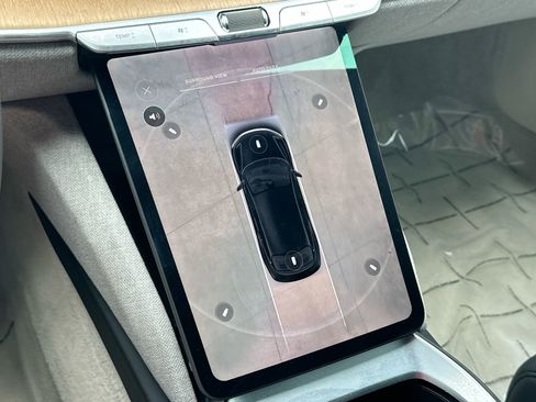 Used 2024 Lucid Air Touring AWD/4WD image 18