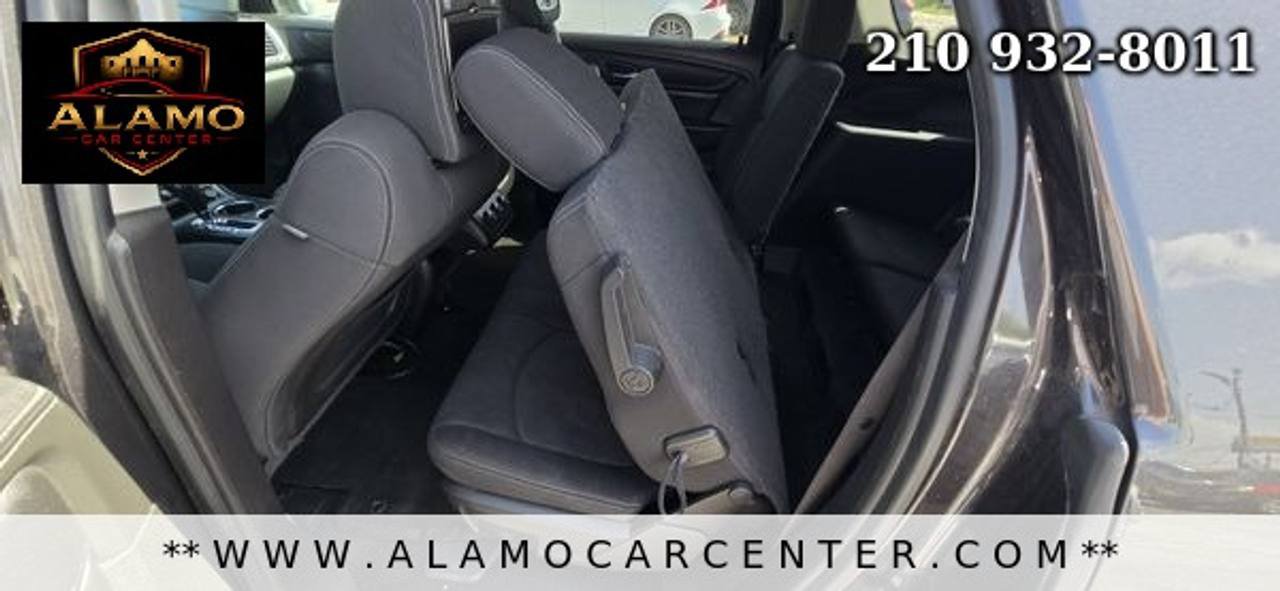 Used 2015 GMC Acadia SLE FWD image 30