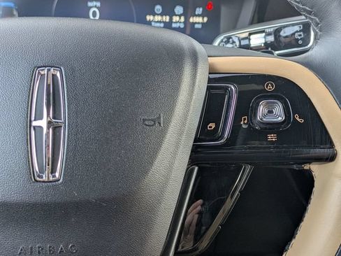 Used 2023 Lincoln Corsair Reserve w/ Equipment Group 201A FWD image 21