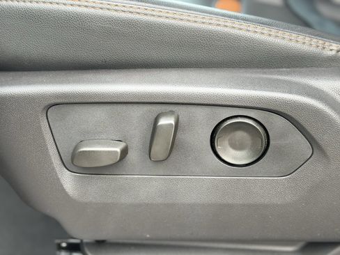 Used 2024 GMC Sierra 2500 AT4 w/ AT4 Premium Plus Package image 21