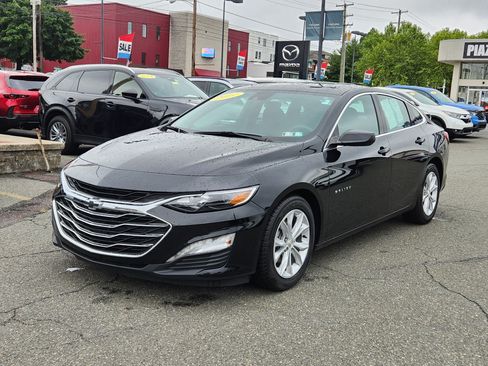 Used 2022 Chevrolet Malibu LT FWD image 2
