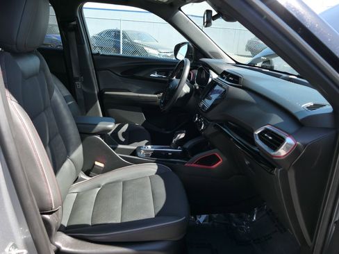 Used 2023 Chevrolet TrailBlazer RS w/ Convenience Package image 25