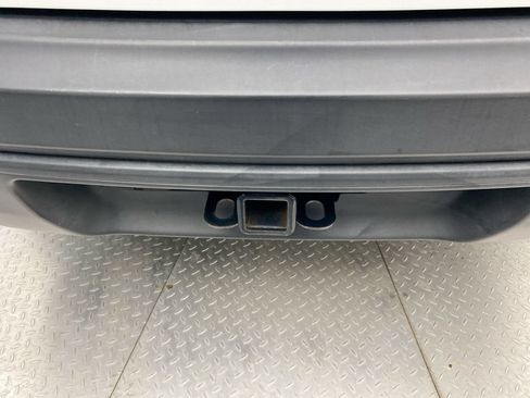 Used 2019 Jeep Cherokee Latitude Plus w/ Comfort/Convenience Group AWD/4WD image 27