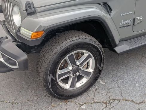 Used 2021 Jeep Wrangler Unlimited Sahara AWD/4WD image 9