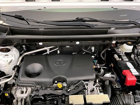 Used 2019 Toyota RAV4 XLE Premium AWD/4WD image 30