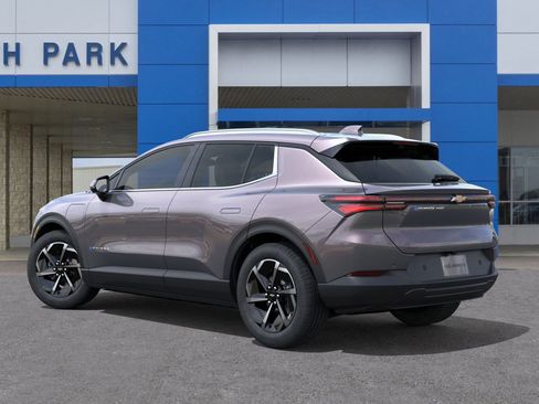 New 2026 Chevrolet Equinox EV LT image 3