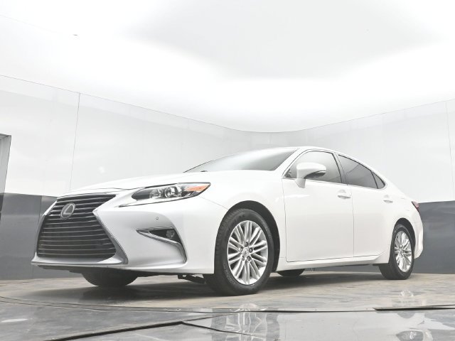 Used 2017 Lexus ES 350 w/ Premium Package FWD image 44
