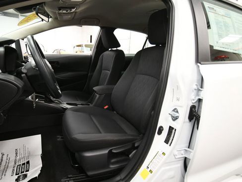 Certified 2024 Toyota Corolla LE image 10