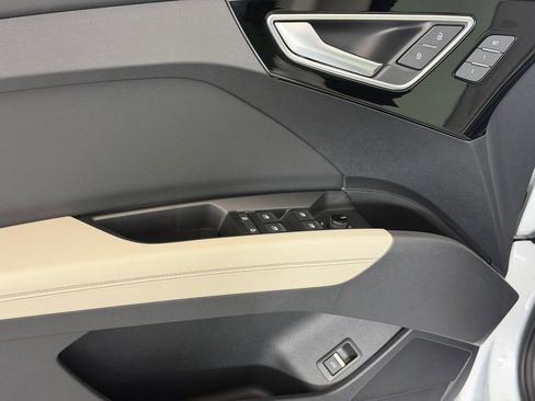 Used 2022 Audi Q4 e-tron Premium w/ Convenience Package image 14