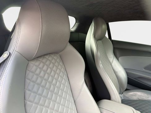 Used 2017 Audi R8 V10 image 24