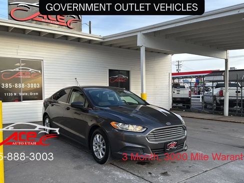 Used 2016 Ford Fusion S image 1
