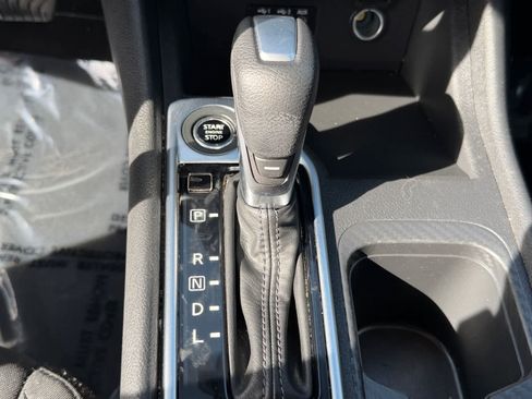 Used 2023 Nissan Sentra SV FWD image 21