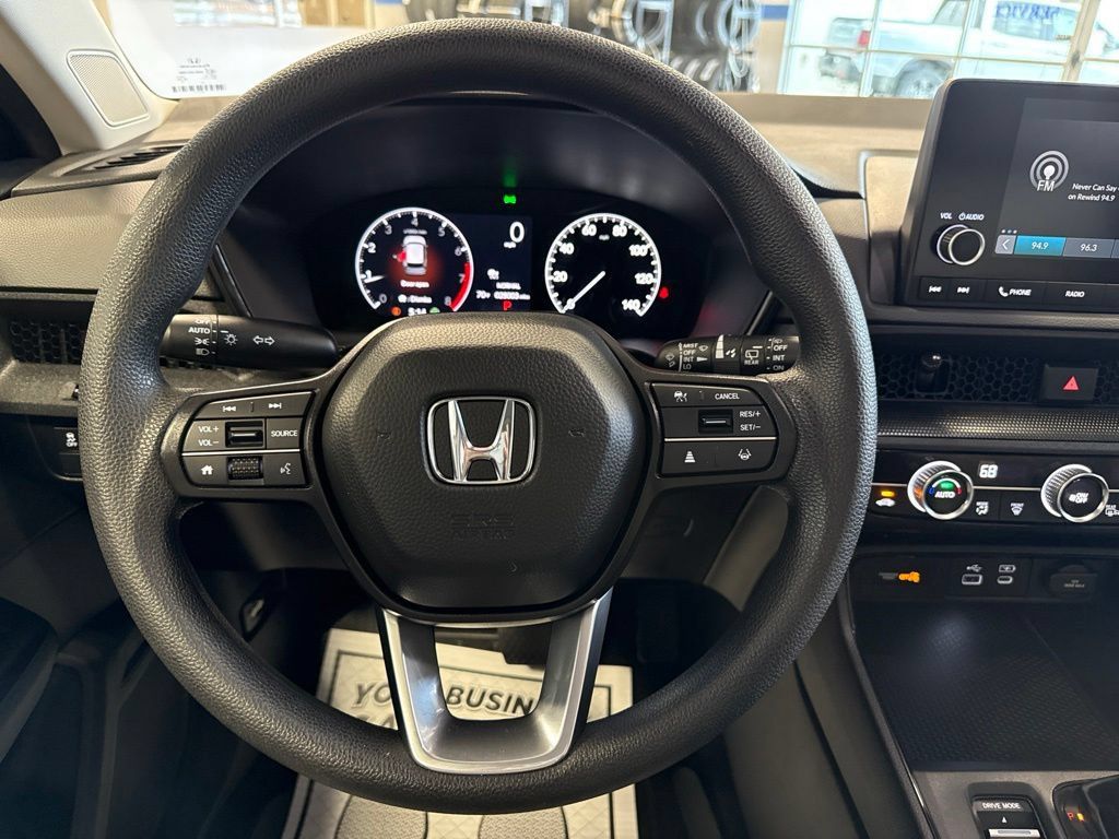 Used 2024 Honda CR-V EX image 11