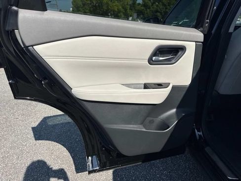 New 2026 Nissan Rogue Dark Armor AWD/4WD image 15