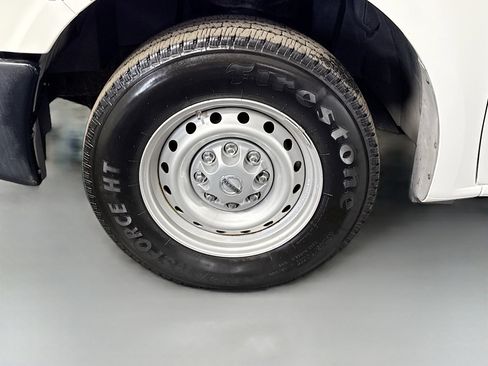 Used 2017 Nissan NV 3500 S w/ Power Package image 31