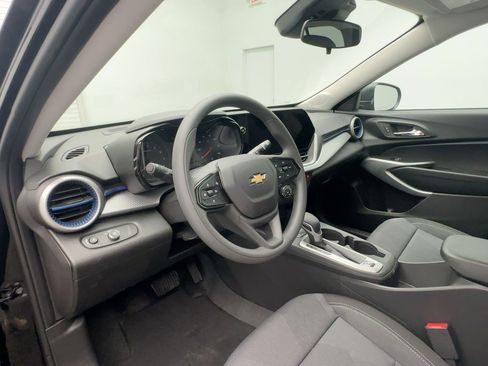 New 2026 Chevrolet Trax LS image 4