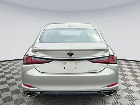 Used 2021 Lexus ES 350 Premium image 3