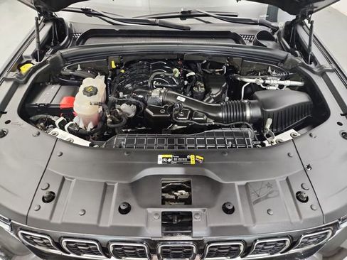 Used 2021 Jeep Grand Cherokee L Limited image 21