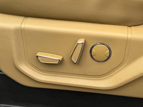 Used 2019 Ford F350 Lariat w/ Lariat Ultimate Package image 25