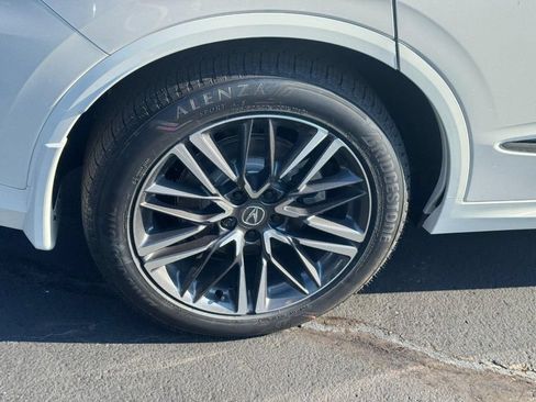 Certified 2026 Acura MDX w/ Advance Package AWD/4WD image 9